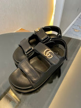 Load image into Gallery viewer, SE1335 Women&#39;s Double G Sandal / Size5-11
