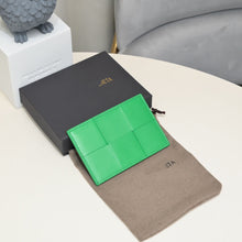 Load image into Gallery viewer, BV062 Cassette Credit Card Case / 3x4.5x0.2inch
