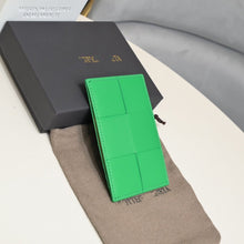 Load image into Gallery viewer, BV062 Cassette Credit Card Case / 3x4.5x0.2inch
