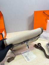 Load image into Gallery viewer, HM192 Hermes Kelly Depeches 25 / 25 x 19 cm
