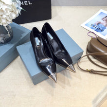 Load image into Gallery viewer, SE1063 PD Brushed Leather Pumps /  Size5-10
