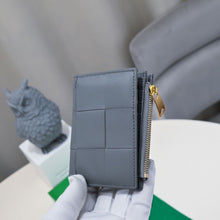 Load image into Gallery viewer, BV063  Small Cassette Bi-Fold Zip Wallet / 4.5x3.5x0.4inch
