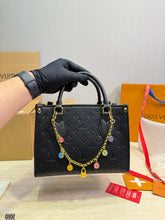 Load image into Gallery viewer, LB1488 LV OnTheGo Tote / 25 x 18 cm
