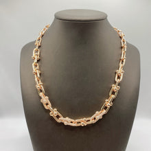 Load image into Gallery viewer, JW960 Tiffany Graduated Link Necklace
