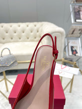 Load image into Gallery viewer, SE1295 Vlogo Slingback Pump/ Size5-11
