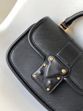 Load image into Gallery viewer, LB876 Hide and Seek / HIGHEST QUALITY VERSION / 8.3 x 5.9 x 3.1 inches
