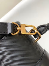 Load image into Gallery viewer, LB876 Hide and Seek / HIGHEST QUALITY VERSION / 8.3 x 5.9 x 3.1 inches
