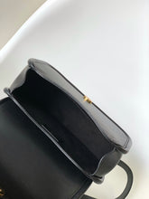 Load image into Gallery viewer, LB877 Hide and Seek / HIGHEST QUALITY VERSION / 8.3 x 5.9 x 3.1 inches
