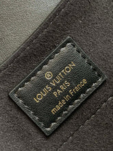 Load image into Gallery viewer, LB876 Hide and Seek / HIGHEST QUALITY VERSION / 8.3 x 5.9 x 3.1 inches
