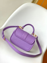 Load image into Gallery viewer, LB877 Hide and Seek / HIGHEST QUALITY VERSION / 8.3 x 5.9 x 3.1 inches
