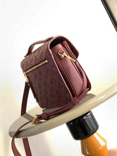 Load image into Gallery viewer, LB878 Pochette Métis / HIGHEST QUALITY VERSION / 9.8 x 7.5 x 2.8 inches
