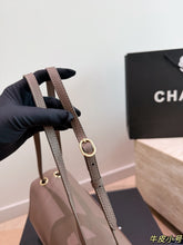 Load image into Gallery viewer, CC1447 Chanel 26S Flap Bag / 32 x 19.5 x 10 cm
