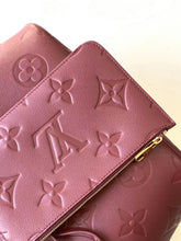 Load image into Gallery viewer, LB879 Neverfull MM / HIGHEST QUALITY VERSION / 12.2 x 11 x 5.5 inches
