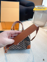 Load image into Gallery viewer, GY039 Bowling Bag / 11.8x5.9x9.4inch
