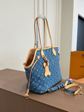 Load image into Gallery viewer, LB1491 LV Neverfull Pet Tote / 32 x 28 cm
