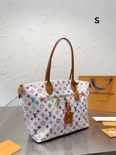 Load image into Gallery viewer, LB792 Vintage Shoulder Bag / 13.4x11.8inch
