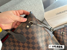 Load image into Gallery viewer, LB918 Neverfull PM / 11.4 x 8.7 x 5.1 inches
