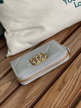 Load image into Gallery viewer, CC969 Classic Zipped Coin Purse / 2.9 × 4.3 × 0.8 in
