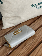 Load image into Gallery viewer, CC969 Classic Zipped Coin Purse / 2.9 × 4.3 × 0.8 in
