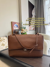 Load image into Gallery viewer, CC1450 CHANEL Large Flap Messenger Bag / 38 x 24 cm

