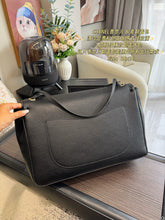 Load image into Gallery viewer, CC1450 CHANEL Large Flap Messenger Bag / 38 x 24 cm
