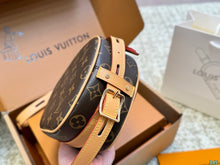 Load image into Gallery viewer, LB998 Boite Chapeau Soulpe PM / 6.7 x 6.3 x 2.7inch
