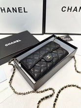 Load image into Gallery viewer, CC917 Wallet on Chain / 9.4x3.9inch
