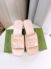 Load image into Gallery viewer, SE1071 GG Women's Rubber Slide Sandal / Size5-11
