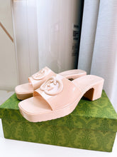 Load image into Gallery viewer, SE1071 GG Women's Rubber Slide Sandal / Size5-11
