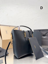 Load image into Gallery viewer, YSK259 Le 37 Bucket Bag / 10.2x7.9x6.3inch
