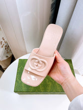 Load image into Gallery viewer, SE1071 GG Women's Rubber Slide Sandal / Size5-11
