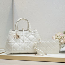 Load image into Gallery viewer, DR442 Small/Medium Dior Toujours Bag
