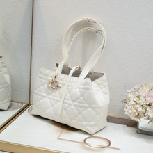 Load image into Gallery viewer, DR442 Small/Medium Dior Toujours Bag
