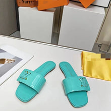 Load image into Gallery viewer, SE1057 LB Shake Flat Mule /  Size5-11
