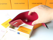 Load image into Gallery viewer, LB1009 Short Flap Wallet / 4.7 x 3.5 x 1inch
