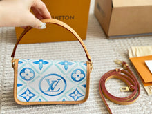 Load image into Gallery viewer, LB1002 Nano Diane / 7.5 x 4.1 x 2.4 inches
