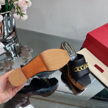 Load image into Gallery viewer, SE1133  VLOGO Sandals 95MM / Size5-10
