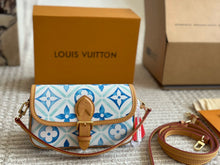 Load image into Gallery viewer, LB1002 Nano Diane / 7.5 x 4.1 x 2.4 inches
