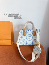 Load image into Gallery viewer, LB1003 OnTheGo PM / 9.8 x 7.5 x 4.5 inches
