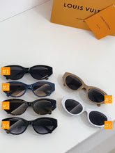 Load image into Gallery viewer, JW842 LB Sunglasses
