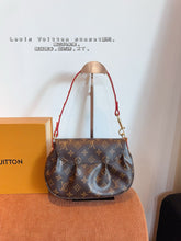 Load image into Gallery viewer, LB1006 Sunset / 10.6 x 7.1 x 1.2 inches
