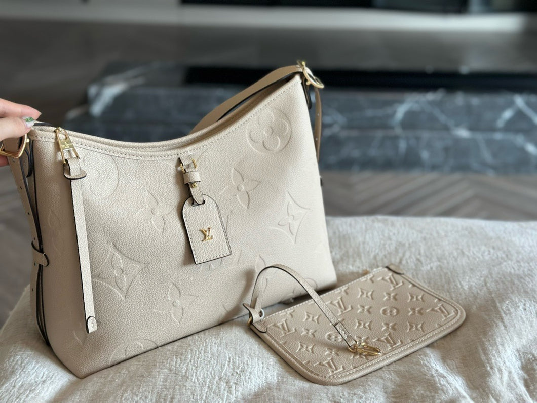 LB1008 CarryAll PM / 11.4 x 9.4 x 4.7 inches