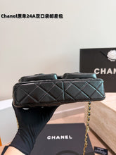 Load image into Gallery viewer, CC1451 Chanel 24A Double Flap Messenger Bag / 25 x 19 cm
