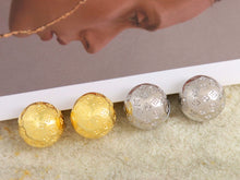 Load image into Gallery viewer, JW715 LB Earrings
