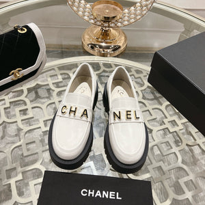 SE1474 Chanel Moccasins / Size5-10