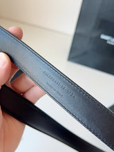Load image into Gallery viewer, BL241 YSL Charniere Buckle Belt in Smooth Leather / 2.5cm/1&quot;
