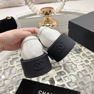 SE1474 Chanel Moccasins / Size5-10