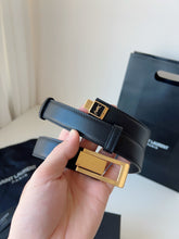 Load image into Gallery viewer, BL241 YSL Charniere Buckle Belt in Smooth Leather / 2.5cm/1&quot;
