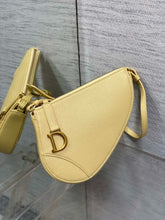 Load image into Gallery viewer, DR379 Saddle Rodeo Pouch / 8x6x1.5inches / HIGHEST QUALITY VERSION
