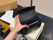 Load image into Gallery viewer, LB1309 Pochette Métis East West / 8.5 x 5.3 x 2.4 inches
